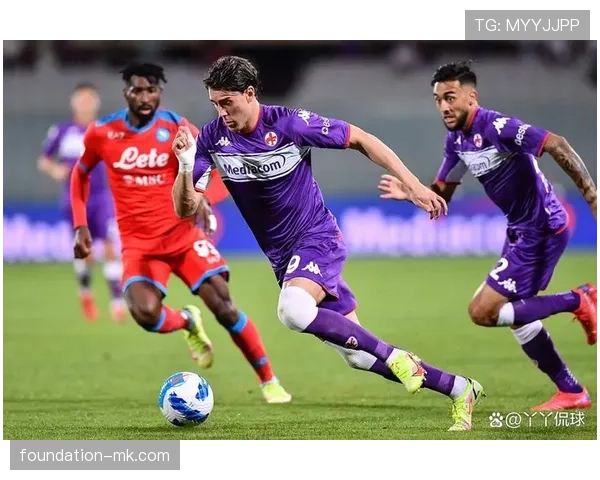 那不勒斯复兴的关键人物近期表现稳健,持续提升球队竞争力 那不勒斯复兴的关键人物近期表现稳健,持续提升球队竞争力