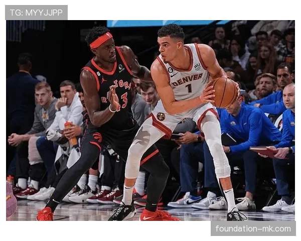 安芬尼·哈达威突破拉开进攻空间提升球队关键时刻得分效率